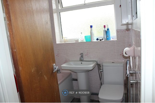 Adisham Drive, Maidstone photo 3