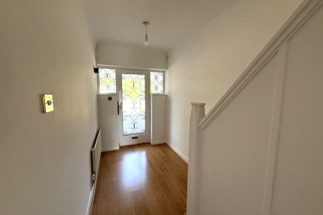 146, Salmon Street, Wembley Park photo 2