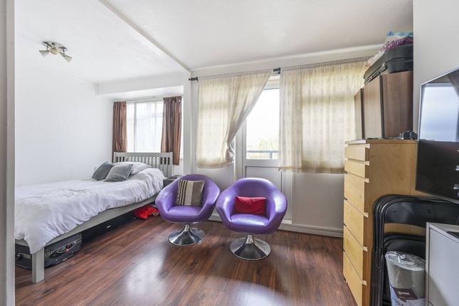 Studio for sale in Solander Gardens, Shadwell, London