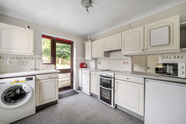 28 Furry Way, Helston Cornwall, Cornwall photo 3