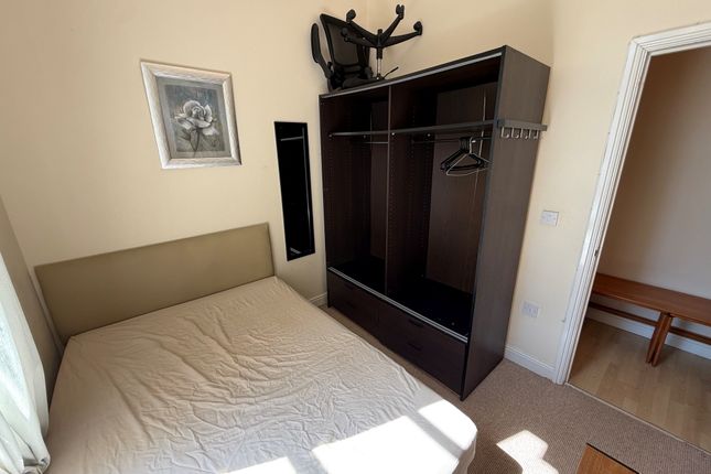 Apartment, Nottingham photo 4