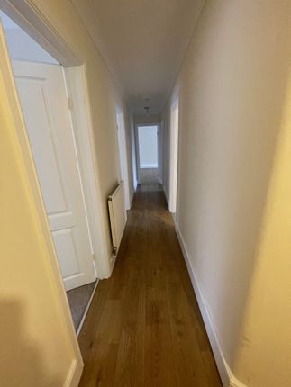 32, Lambs Close,, Cuffley photo 5