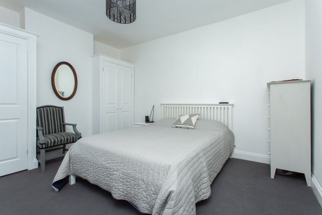 First Floor Flat, 20, Wynn Road, Kent photo 4