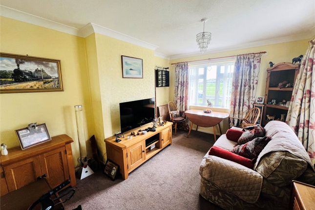 8, Ffordd Y Cob, Gwynedd photo 2