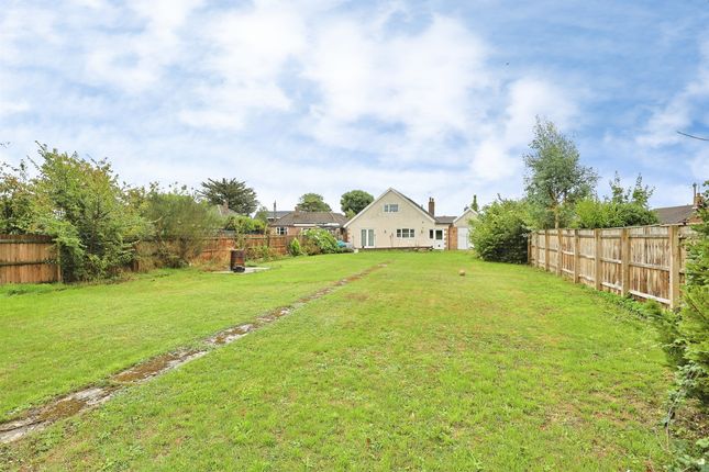 9, Monkhams Drive, Thetford photo 2