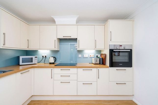 Flat for sale in Ashdown Court, Cromer