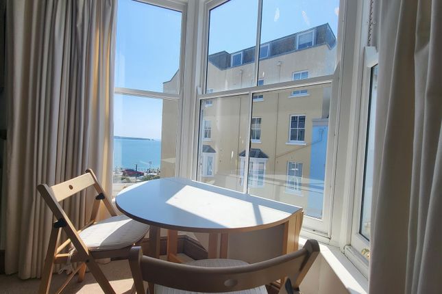 Flat for sale in 36 Victoria Street, Tenby, Pembrokeshire.