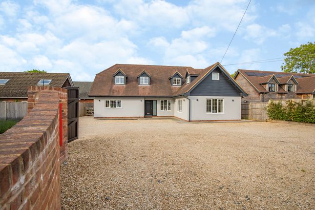 Thumbnail Detached house for sale in Chartridge, Chesham