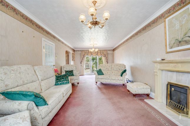 34, Rayleigh Road, Brentwood photo 4