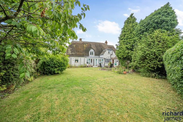 102, Chippenham Road, Lyneham photo 2