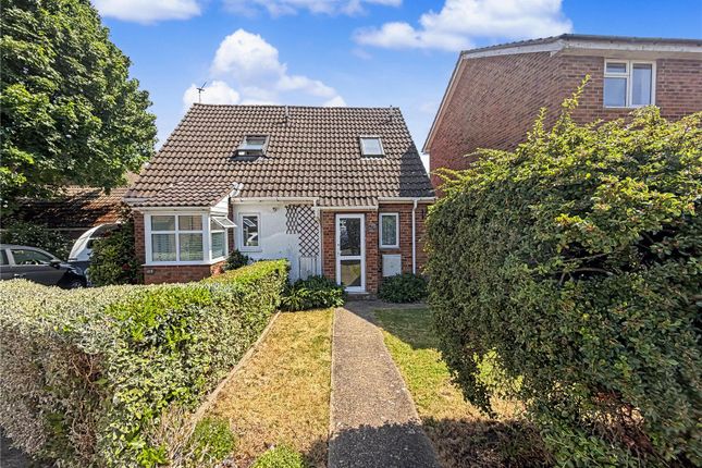 1-bed house on 106, The Everglades, Gillingham, £200,000