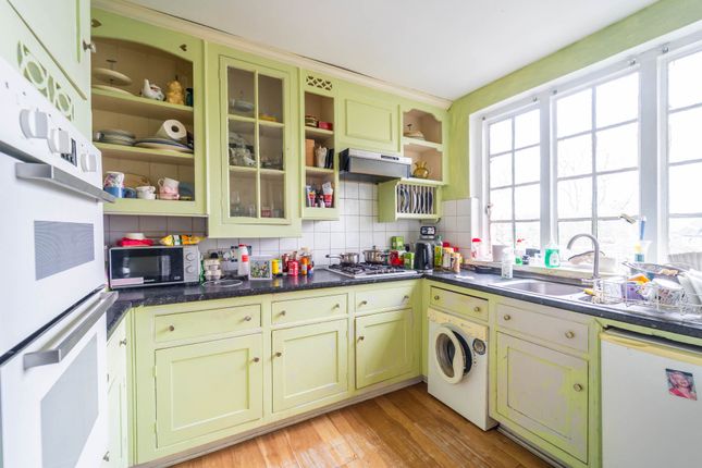 4, Tregaron Avenue, Crouch End photo 4