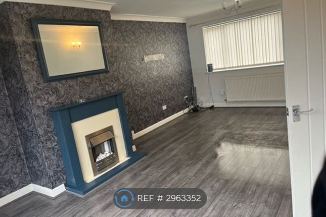Royton Ave, Sale photo 3