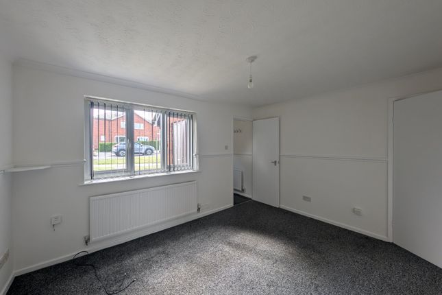 3, Lingwell Road, West Yorkshire photo 3