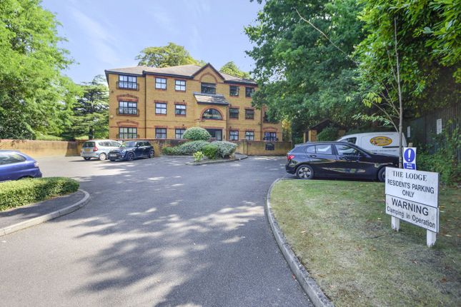 Thumbnail Flat for sale in Orphanage Road, Watford, Hertfordshire
