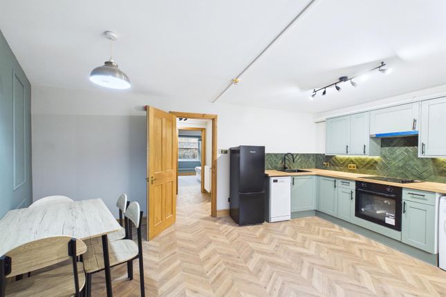 Basement Flat, 2, Clevedon Terrace, Bristol photo 4