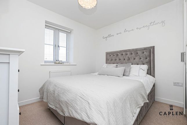 1, Ash Road, Chigwell photo 5
