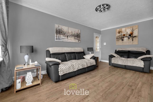 62, Caistor Road, Laceby photo 4