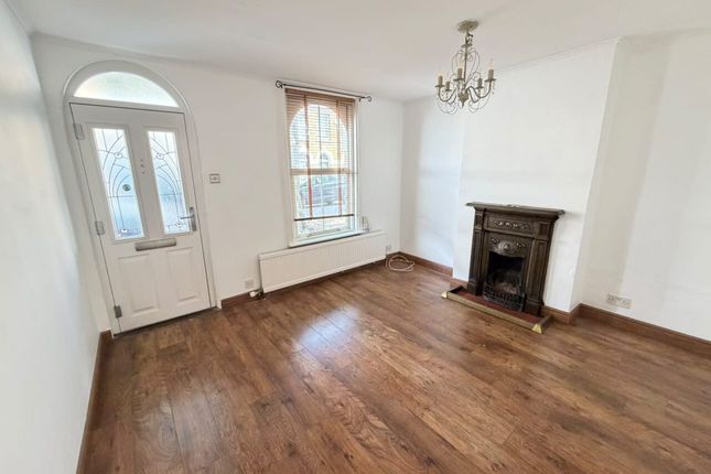 21, Mooreland Road, Bromley photo 2