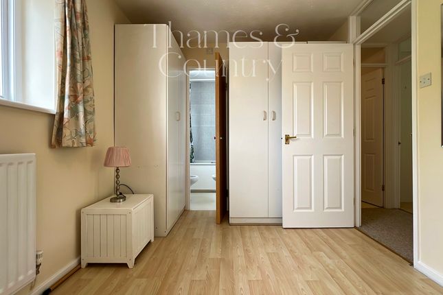 Bedroom 2 En-Suite
