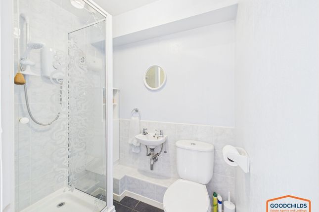 8 Berryfields, Walsall photo 3