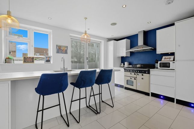 45, The Avenue, Billericay photo 4