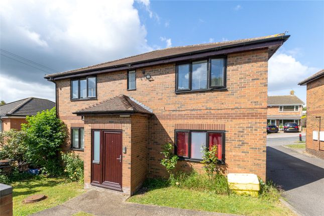 1-bed flat on 7 Mistletoe Court,, Mistletoe Hill, Bedfordshire, £155,000