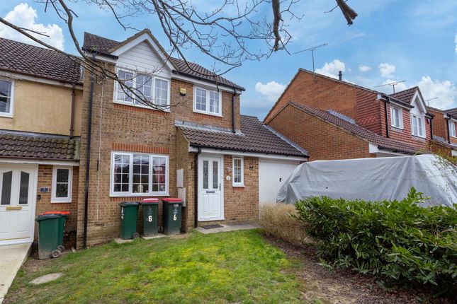 Thumbnail Property for sale in Barber Close, Maidenbower, Crawley