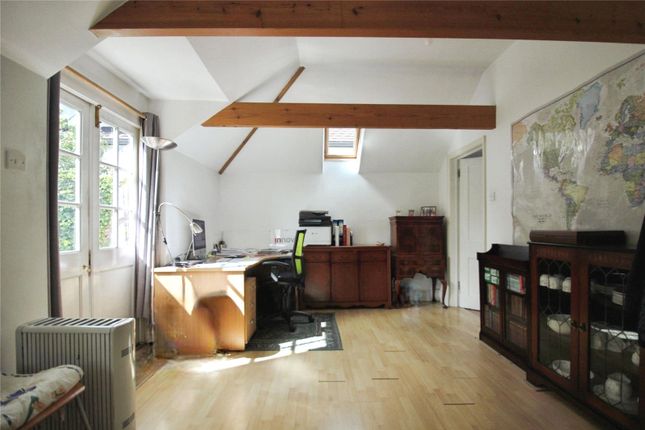 Rotherfield Cottage, 62, Southcote Lane, Reading photo 3