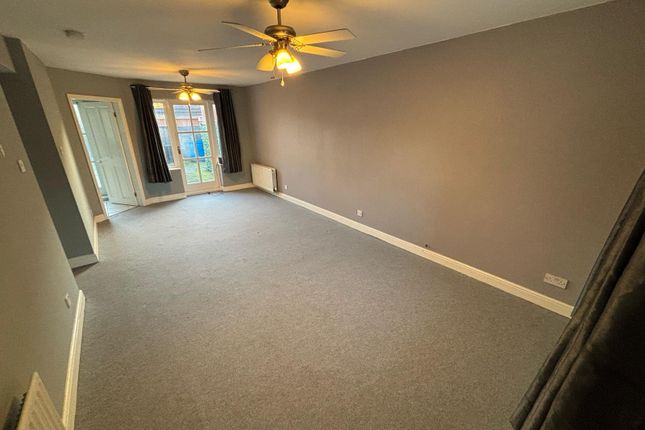 12, Harlequin Drive, Hull photo 2