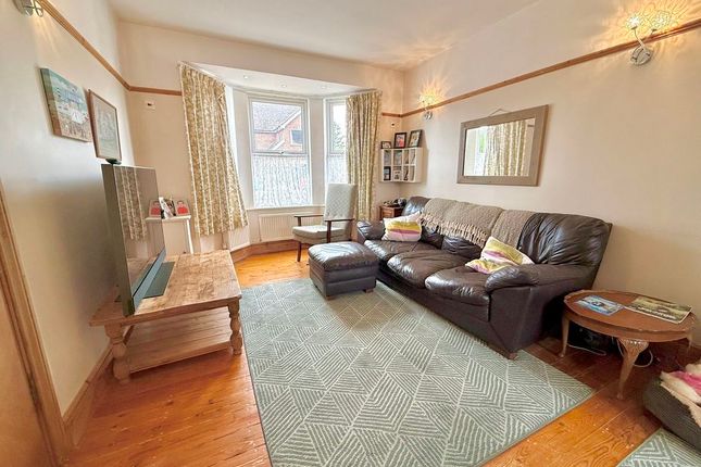 71, Kirby Road, Dunstable photo 2
