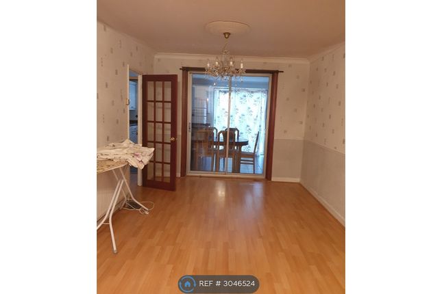 Gresham Drive, Goodmayes photo 2