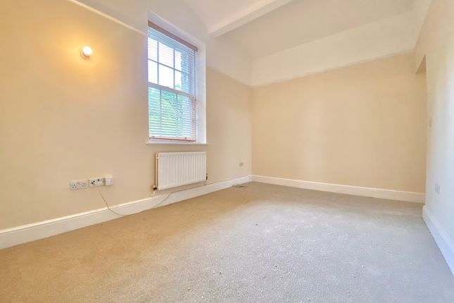 Flat to rent in St. Andrews Park, Tarragon Road, Maidstone