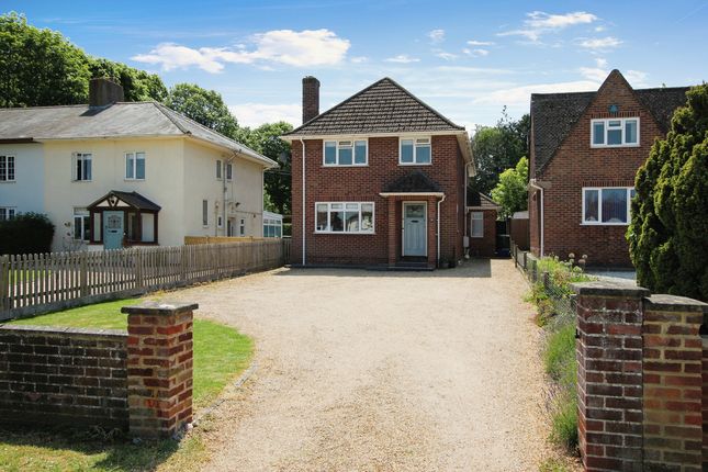 Thumbnail Detached house for sale in Bicester Road, Kidlington