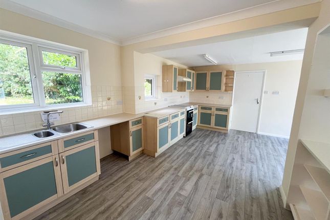 The Vicarage, Heathfield photo 3