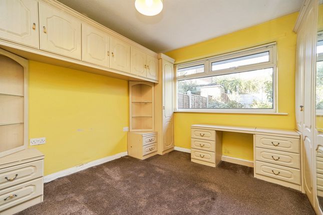14, Spring Valley Avenue, LEEDS photo 4