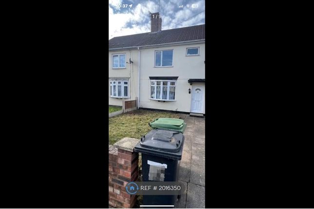 Thumbnail Semi-detached house to rent in Dickinson Avenue, Wolverhampton