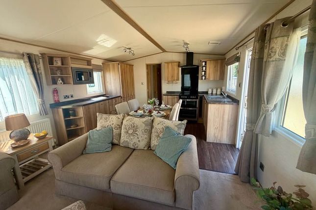12, Fairway Holiday park, Sandown photo 2