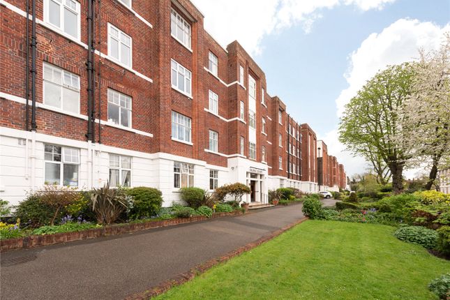 Flat for sale in Gilling Court, Belsize Grove, London