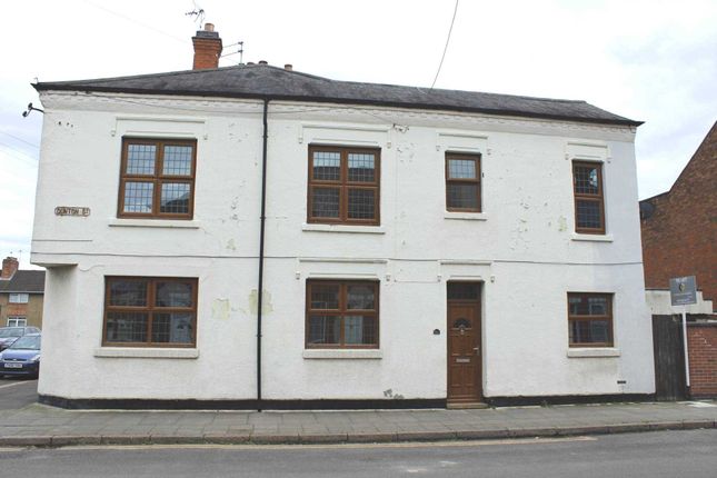 Thumbnail End terrace house for sale in Dunton Street, Leicester