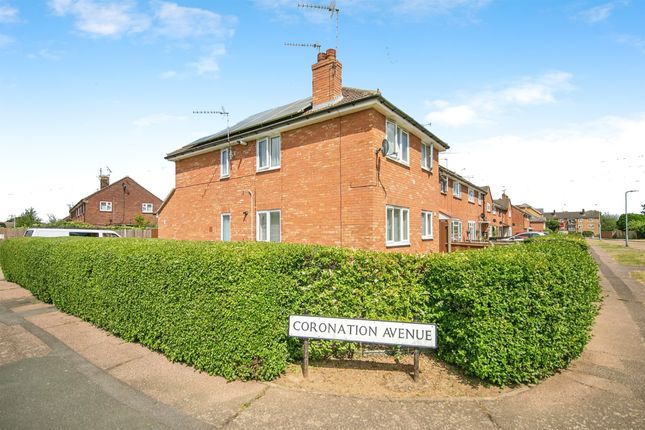 Thumbnail Flat for sale in Coronation Avenue, Colchester