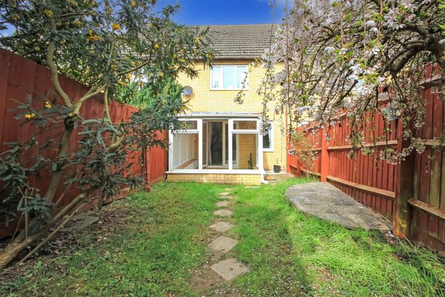 Terraced house to rent in Chapel Hill, Higham Ferrers, Rushden