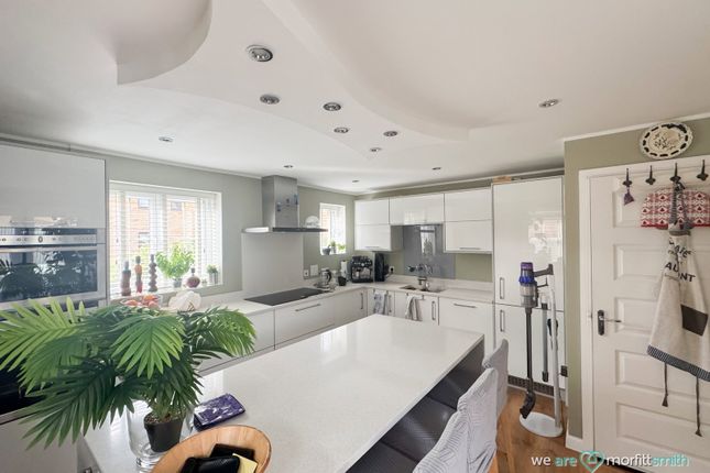 7, Parwich Court, Rotherham photo 3