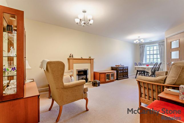 35 Barnhill Court, Barnhill Road, Chipping Sodbury, Bristol photo 2