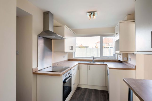 79, Anthea Drive, York photo 4