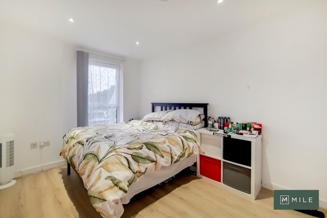 Zenith Close, London photo 5