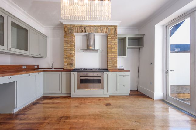 Holly Bush Vale, Hampstead photo 5