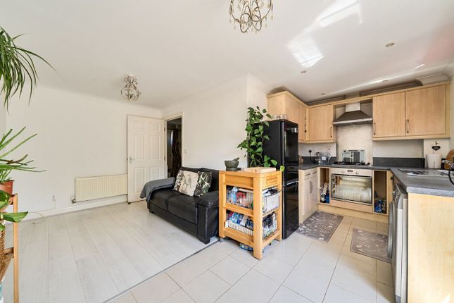 7 Archers Way, Amesbury photo 4