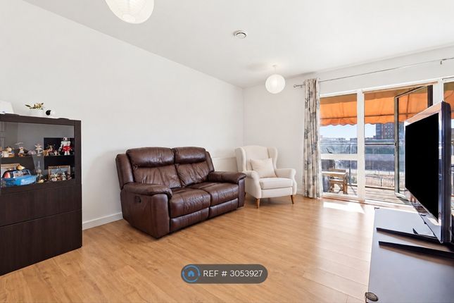 Flat, Bawley Court Magellan Boulevard, London photo 5