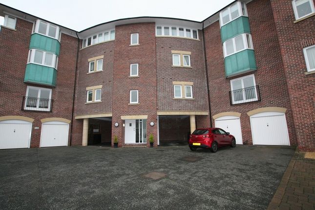 Thumbnail Flat to rent in Sens Close, Chester, Cheshire.
